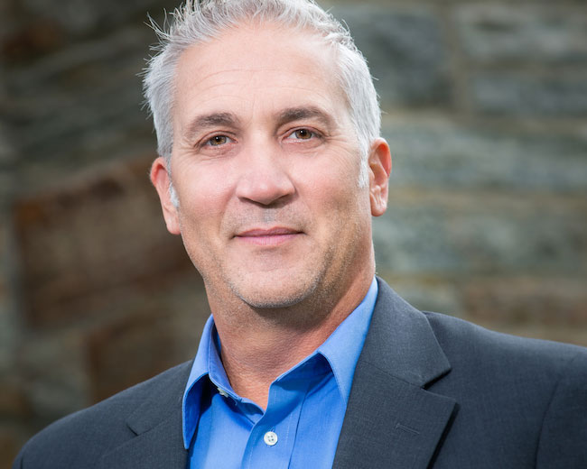 Greg Dale is the VP, global business development of IntellliShop.
