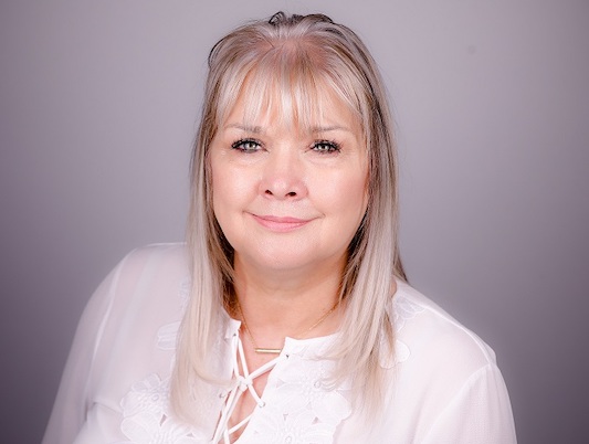 Susan Owens is the COO of Murray Hill National.